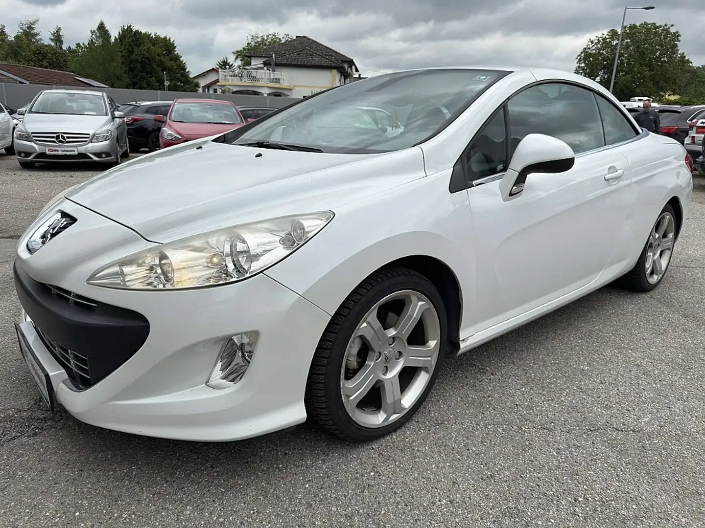 Peugeot 308 CC Active Pro 2,0 HDi 140 FAP Weiß - 2