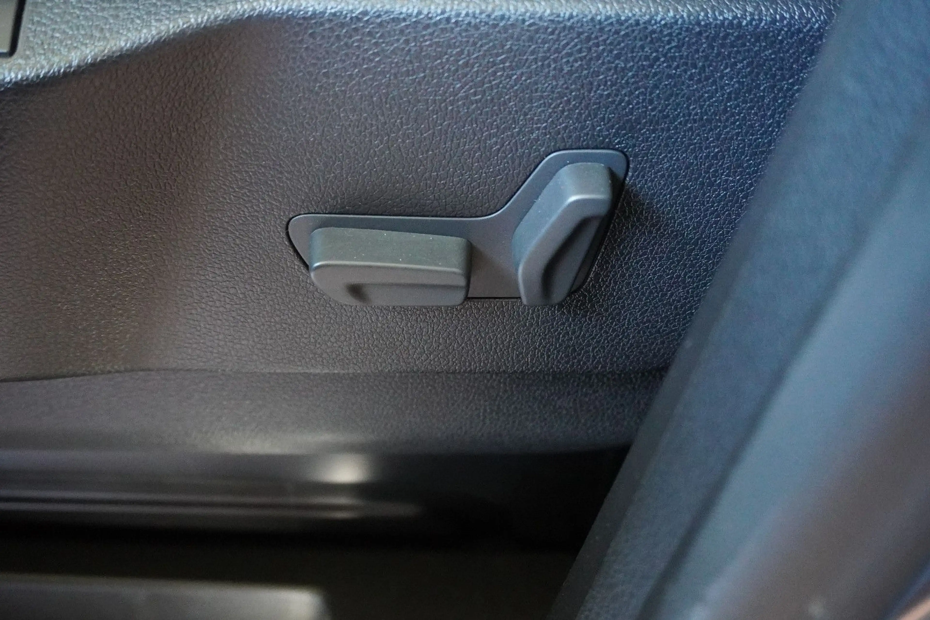 Opel Zafira Life Tourer L3-Leder/Navi/Kamera/Xenon — photo 11