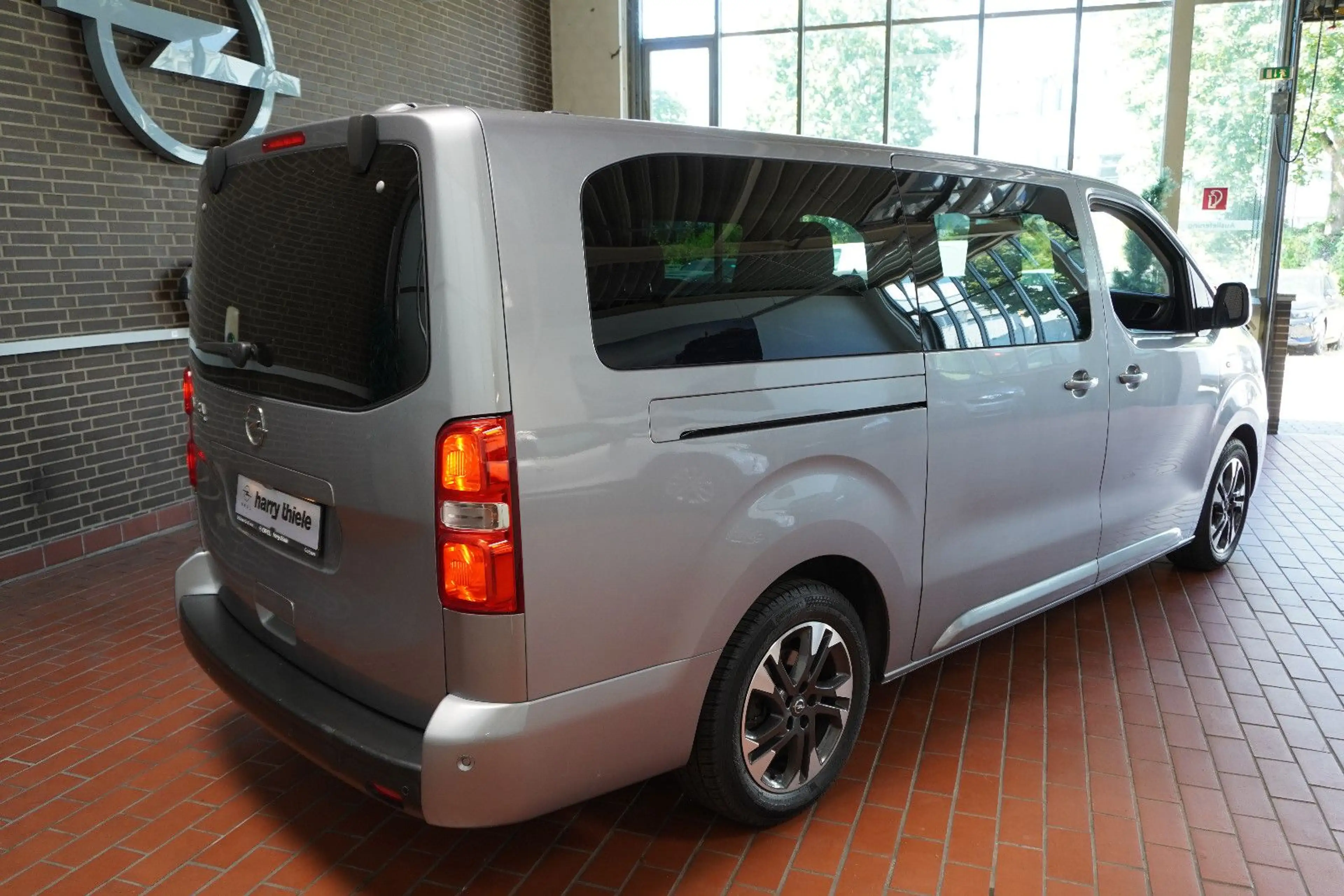 Opel Zafira Life Tourer L3-Leder/Navi/Kamera/Xenon — photo 3