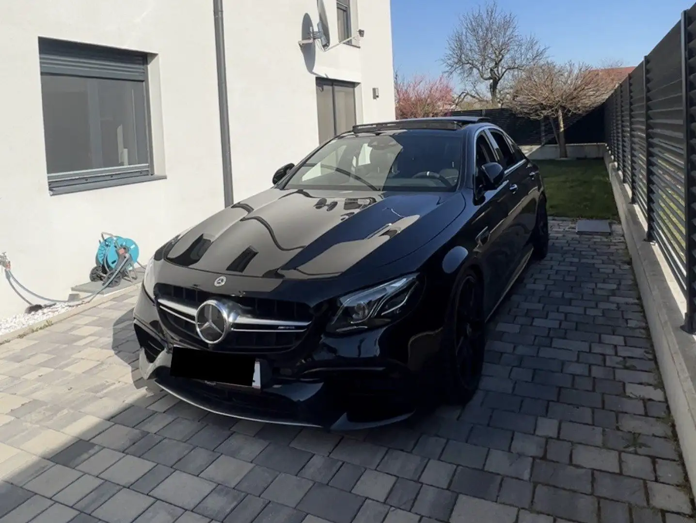 Mercedes-Benz E 63 AMG E 63S AMG 4MATIC+ (Service, Pickerl & Garantie) Schwarz - 2