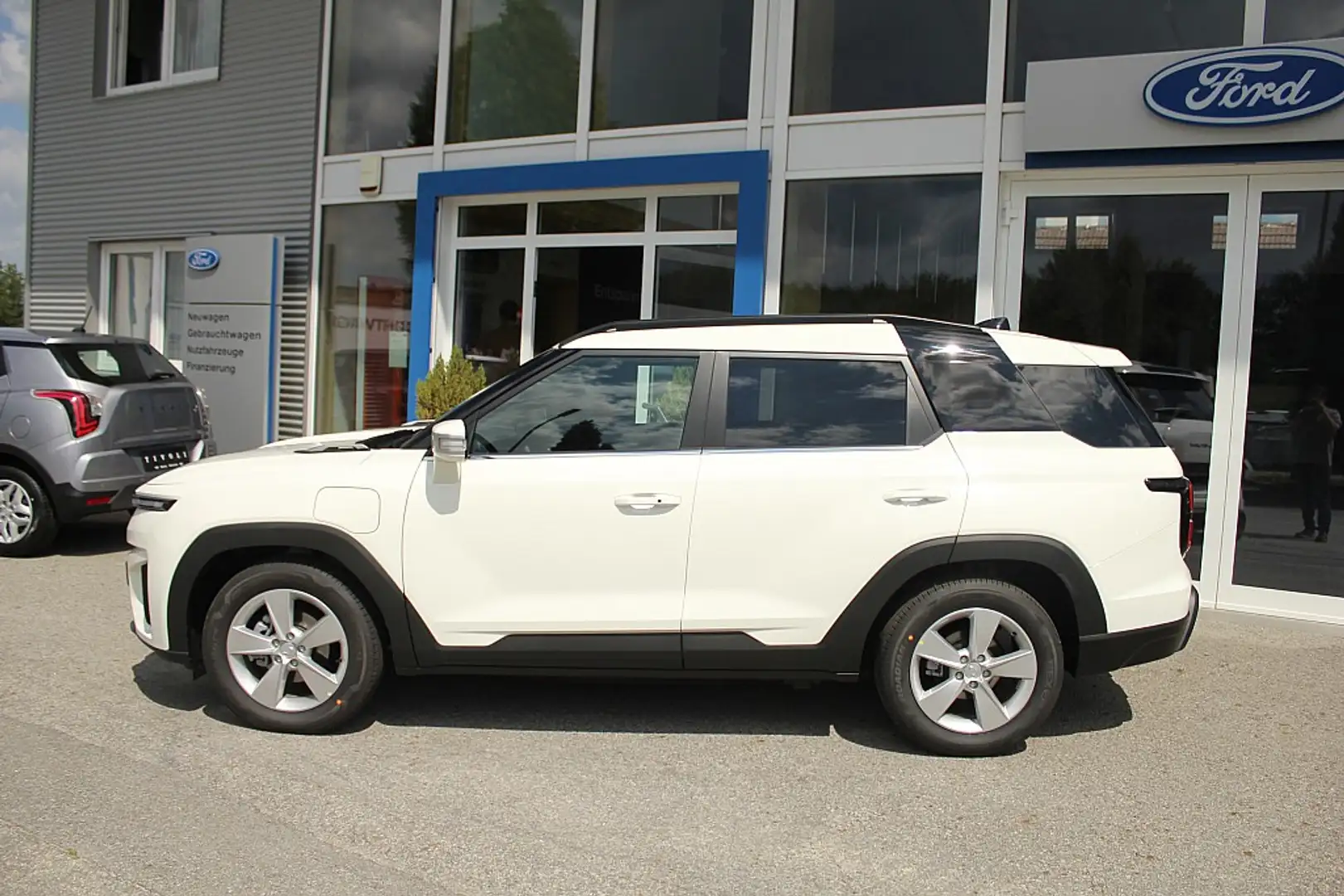 KGM Torres EVX 73,4kWh Premium Weiß - 2