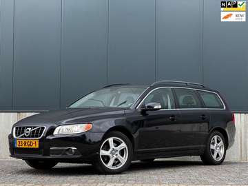 1.6 T4 Limited Edition|XENON|NAVI|LEDER|PSENSOR|TR