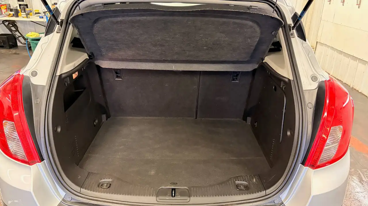 Buick Encore снимка Buick Encore