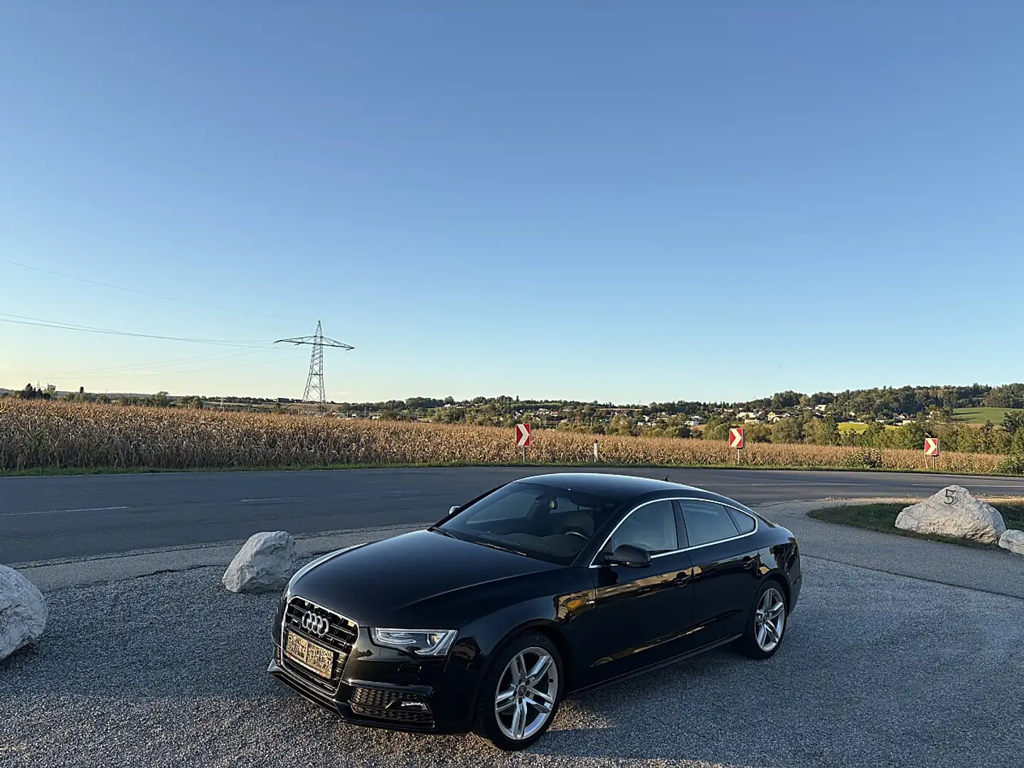 Audi A5 2.0 TDI, quattro Sportback, S-Line Schwarz - 2
