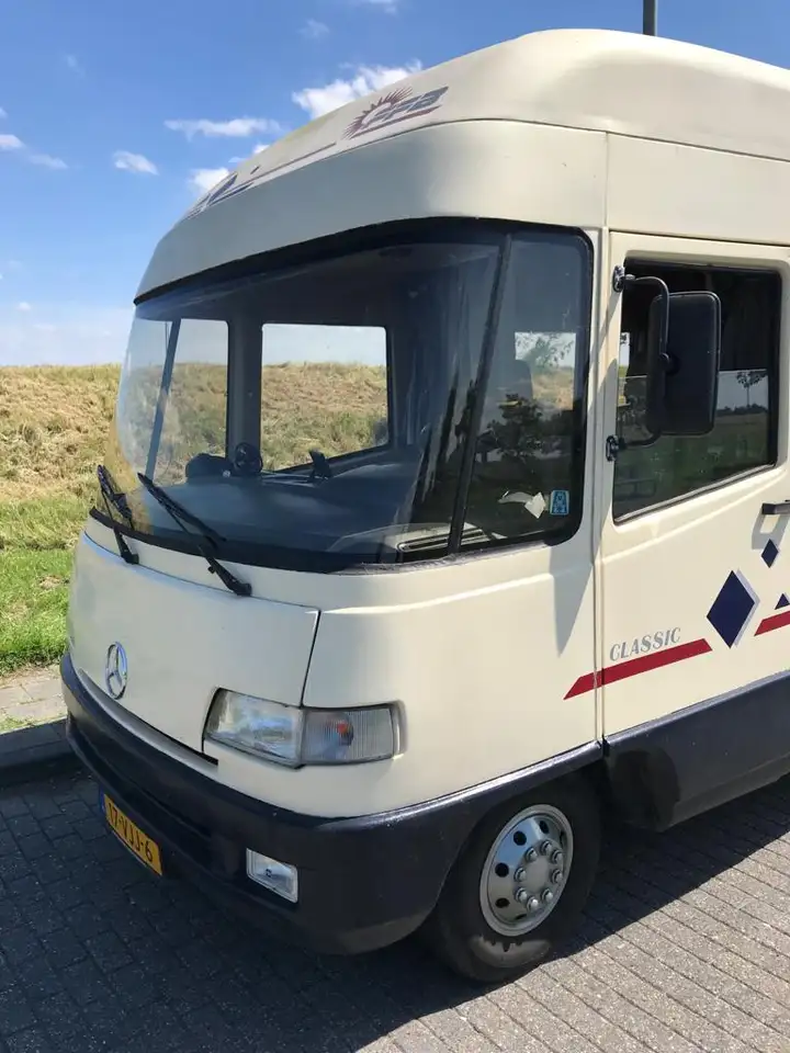 Mercedes-Benz 210/310 310, foto 4