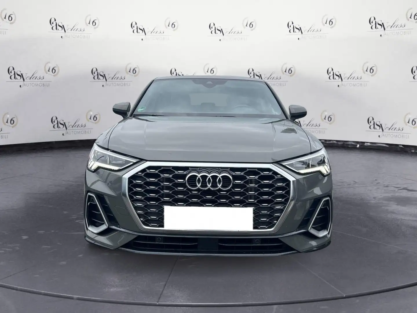 Audi Q3 SPB 35 TFSI S tronic S line edition Grigio - 2