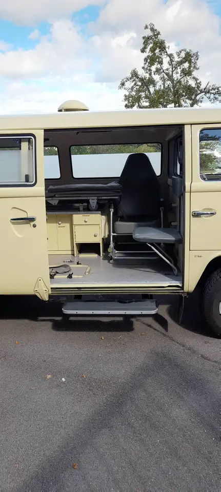 Volkswagen T2 Krankenwagen, foto 9