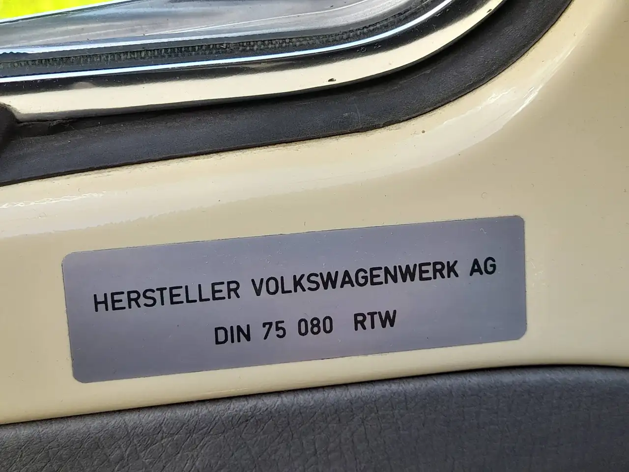 Volkswagen T2 Krankenwagen, foto 12