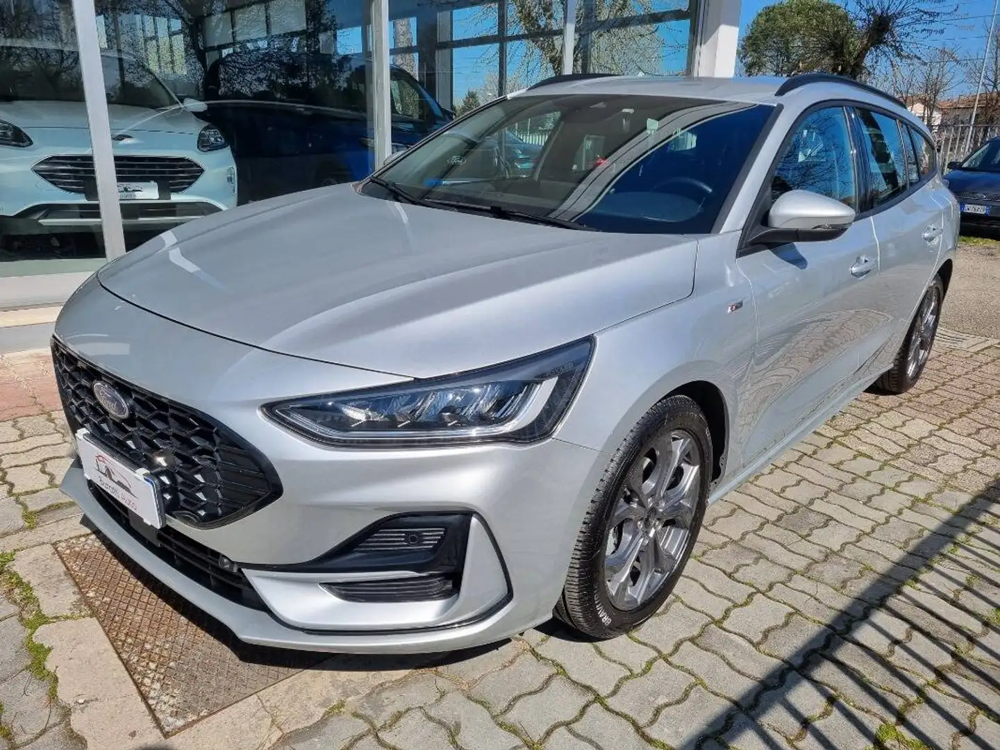 Ford Focus 1.0 ecoboost ST-Line 125cv powershift Argent - 1