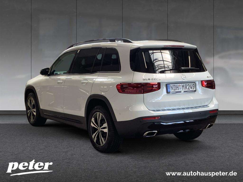 Mercedes-Benz GLB 220