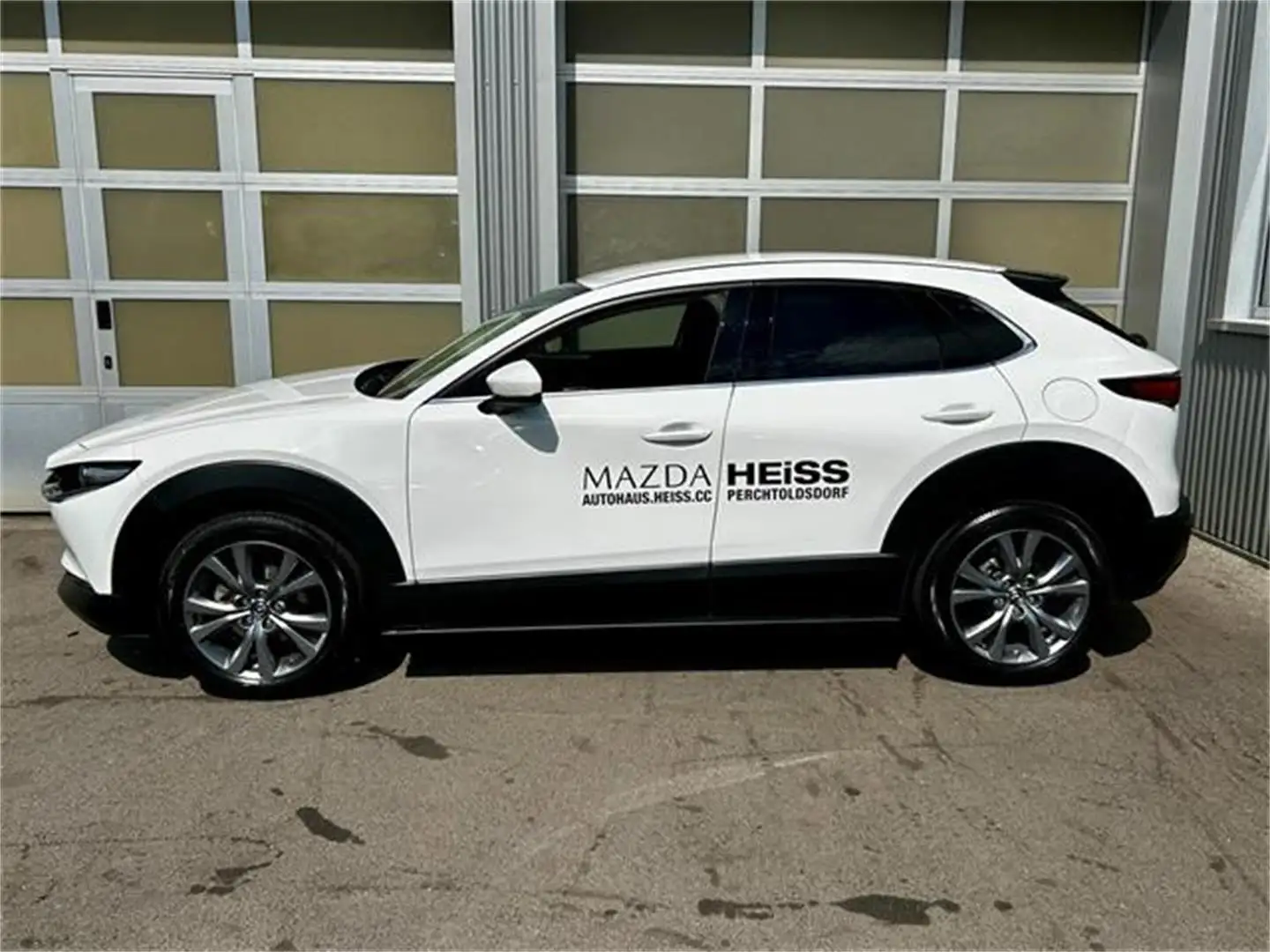 Mazda CX-30 e-Skyactive G140 Centre-Line mit DESIGN Pake Weiß - 2