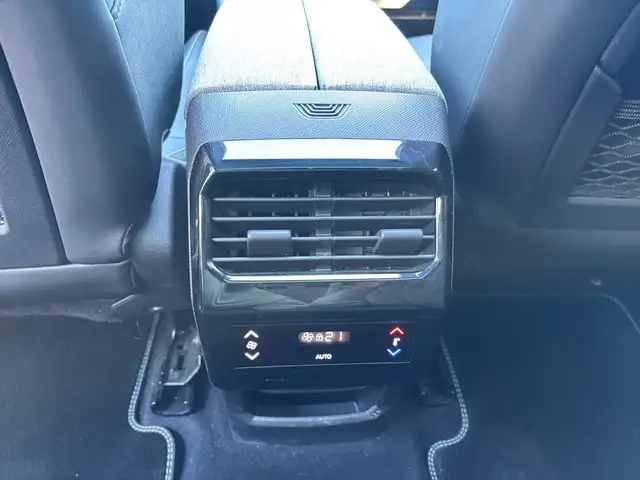 Peugeot 5008 view 24