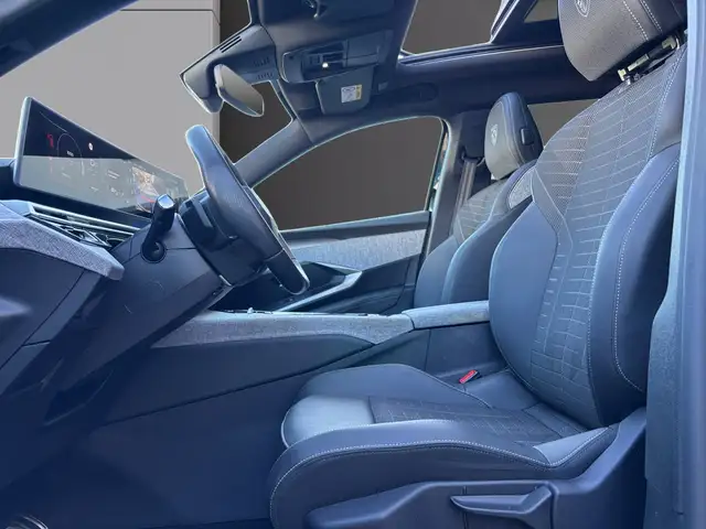 Peugeot 5008 view 11