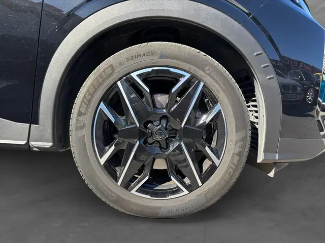 Peugeot 5008 view 17