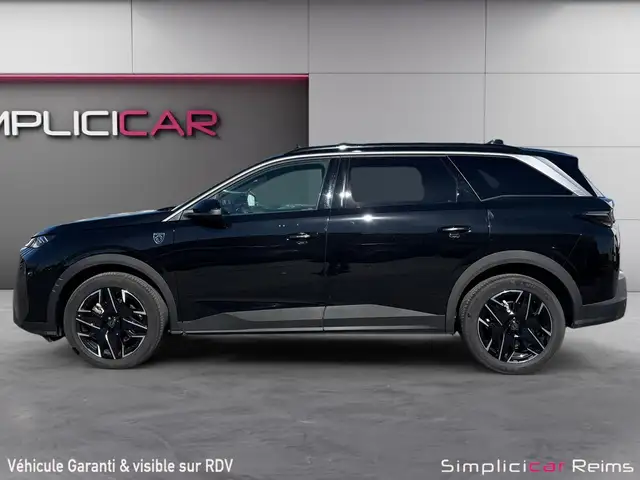 Peugeot 5008 view 4