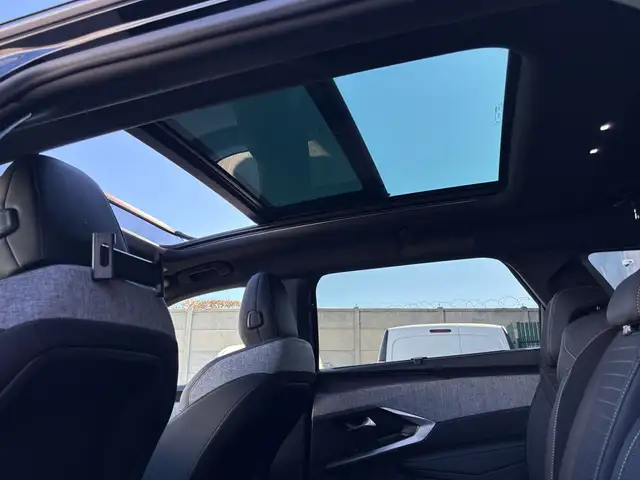 Peugeot 5008 view 25