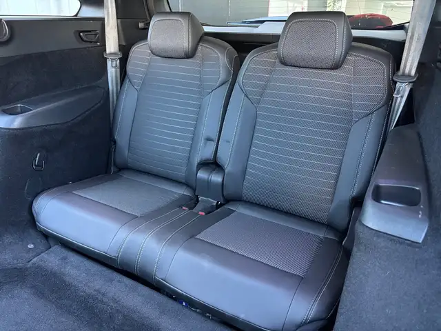 Peugeot 5008 view 26