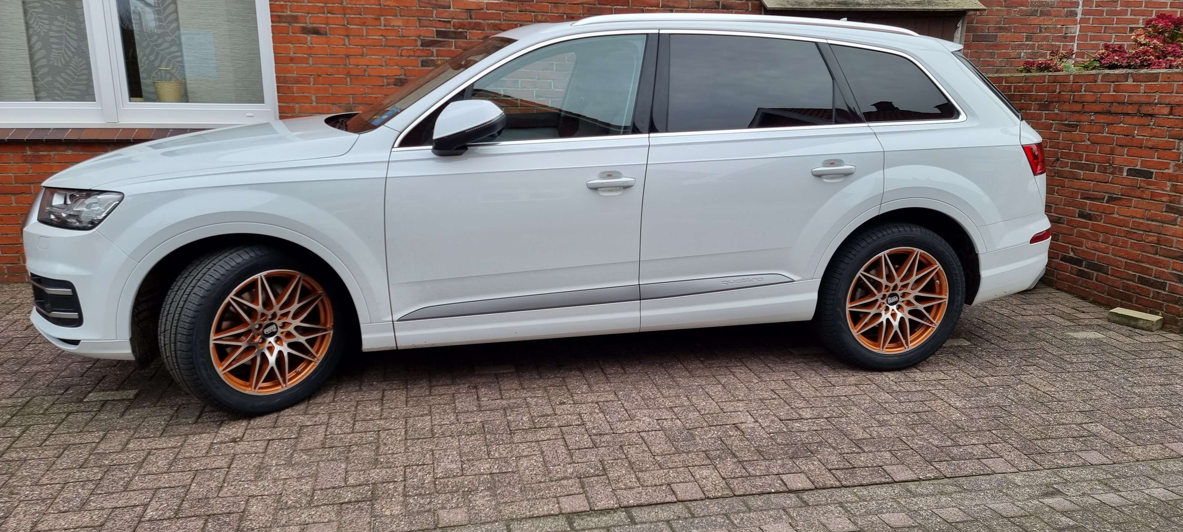 Second hand Audi Q7 3.0