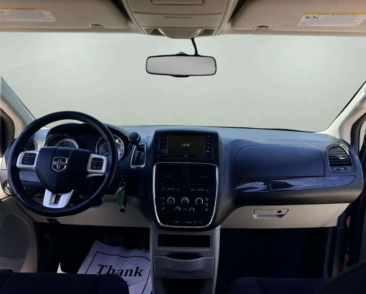 Dodge Grand Caravan photo Dodge Grand Caravan