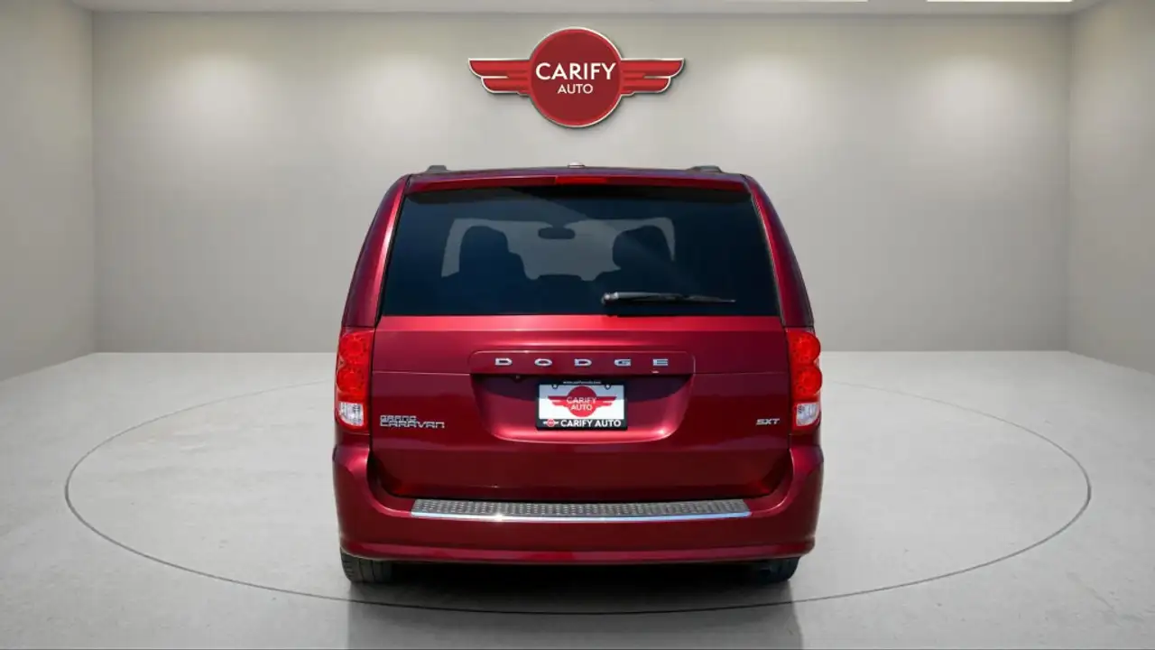 Dodge Grand Caravan photo Dodge Grand Caravan