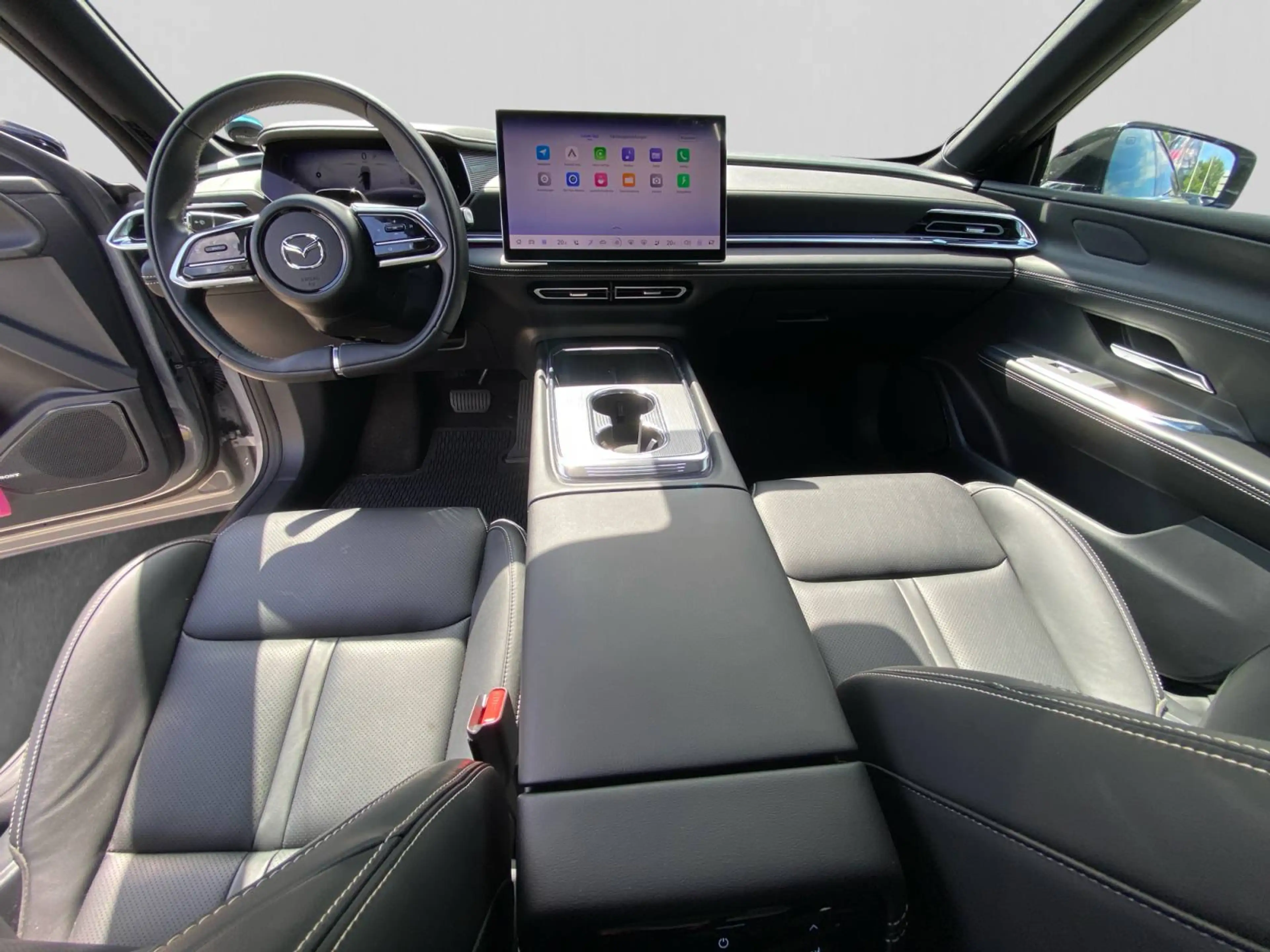 Mazda 6e EV Long Range Takumi AHK Ganzjahresreifen — photo 15
