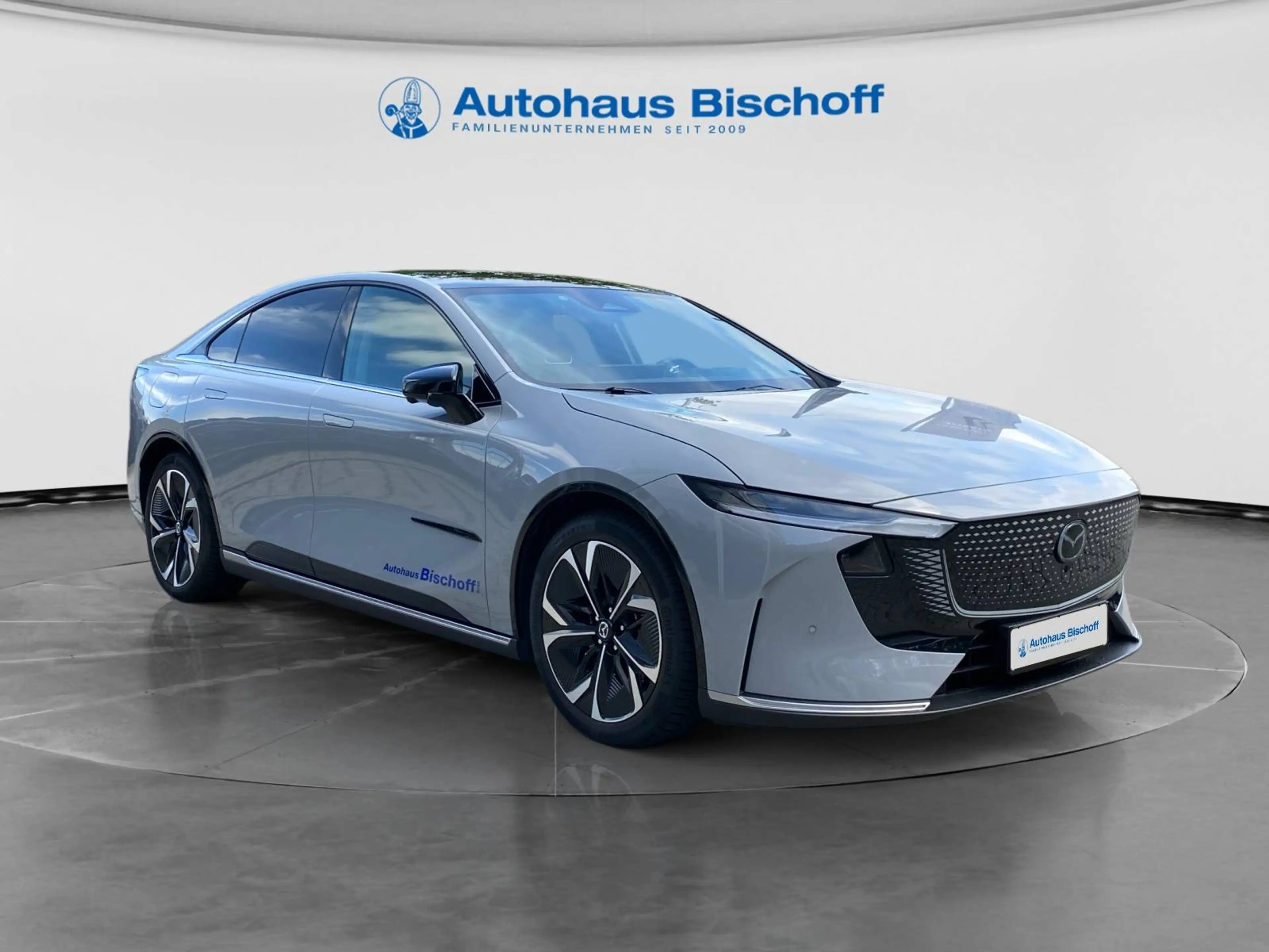 Mazda 6e EV Long Range Takumi AHK Ganzjahresreifen — photo 4
