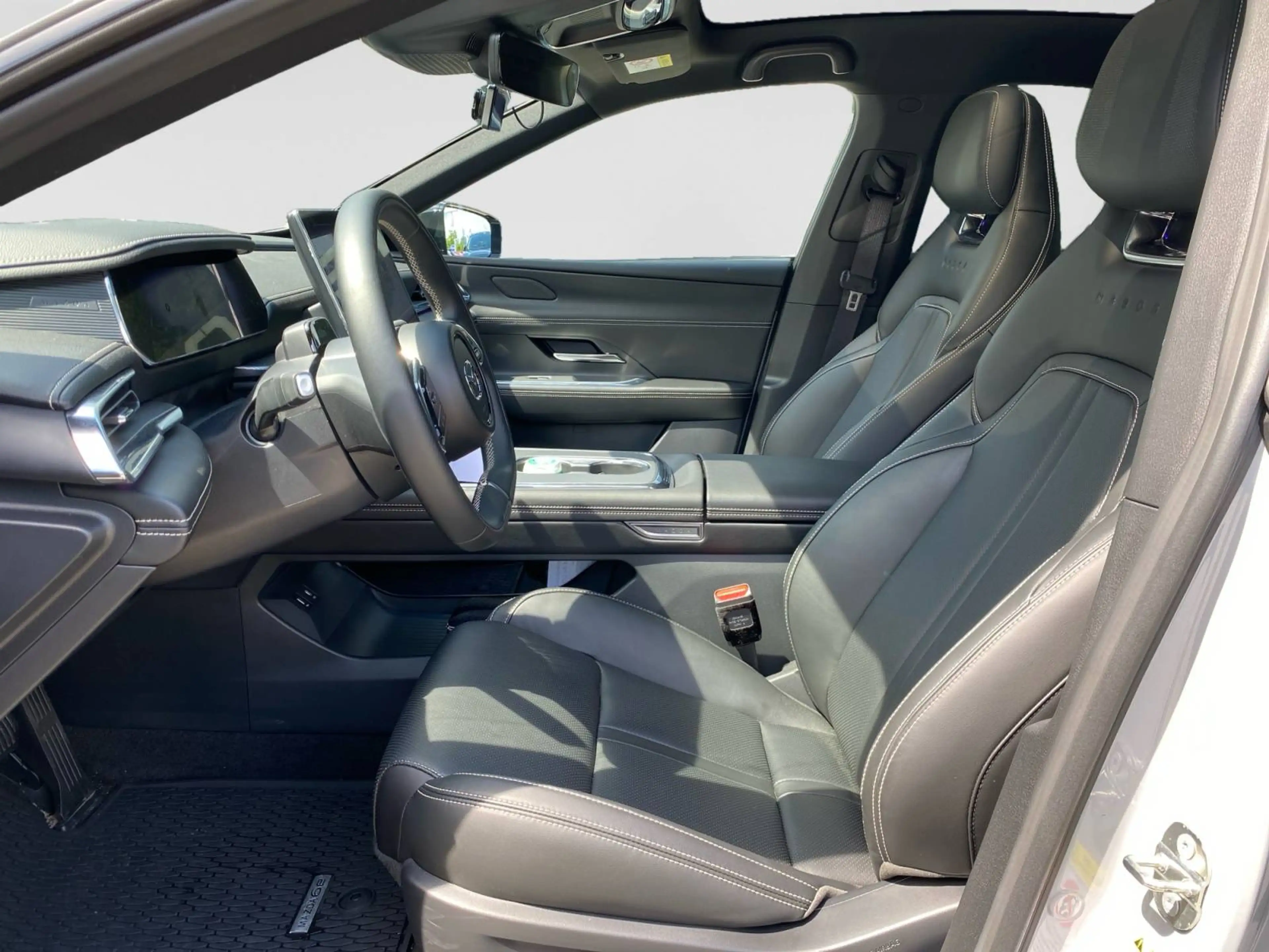Mazda 6e EV Long Range Takumi AHK Ganzjahresreifen — photo 14