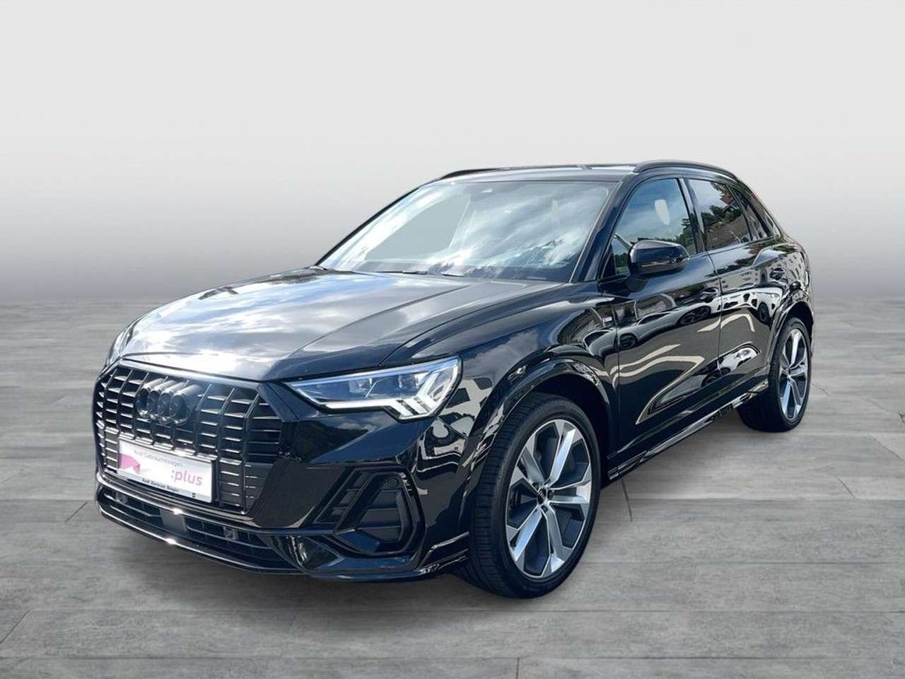 Audi Q3 — Audi Q3 35 TFSI 2x S line LED AHK Standhz. 360° Navi