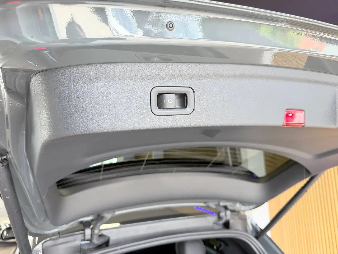 Mercedes-Benz GLE 350 de 4-Matic PHEV AMG Line (245 kW), миниатюра 22