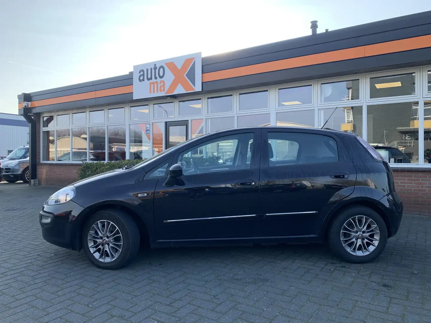 Fiat Punto Evo 1.3 M-Jet Dynamic |Airco!| Schwarz - 2
