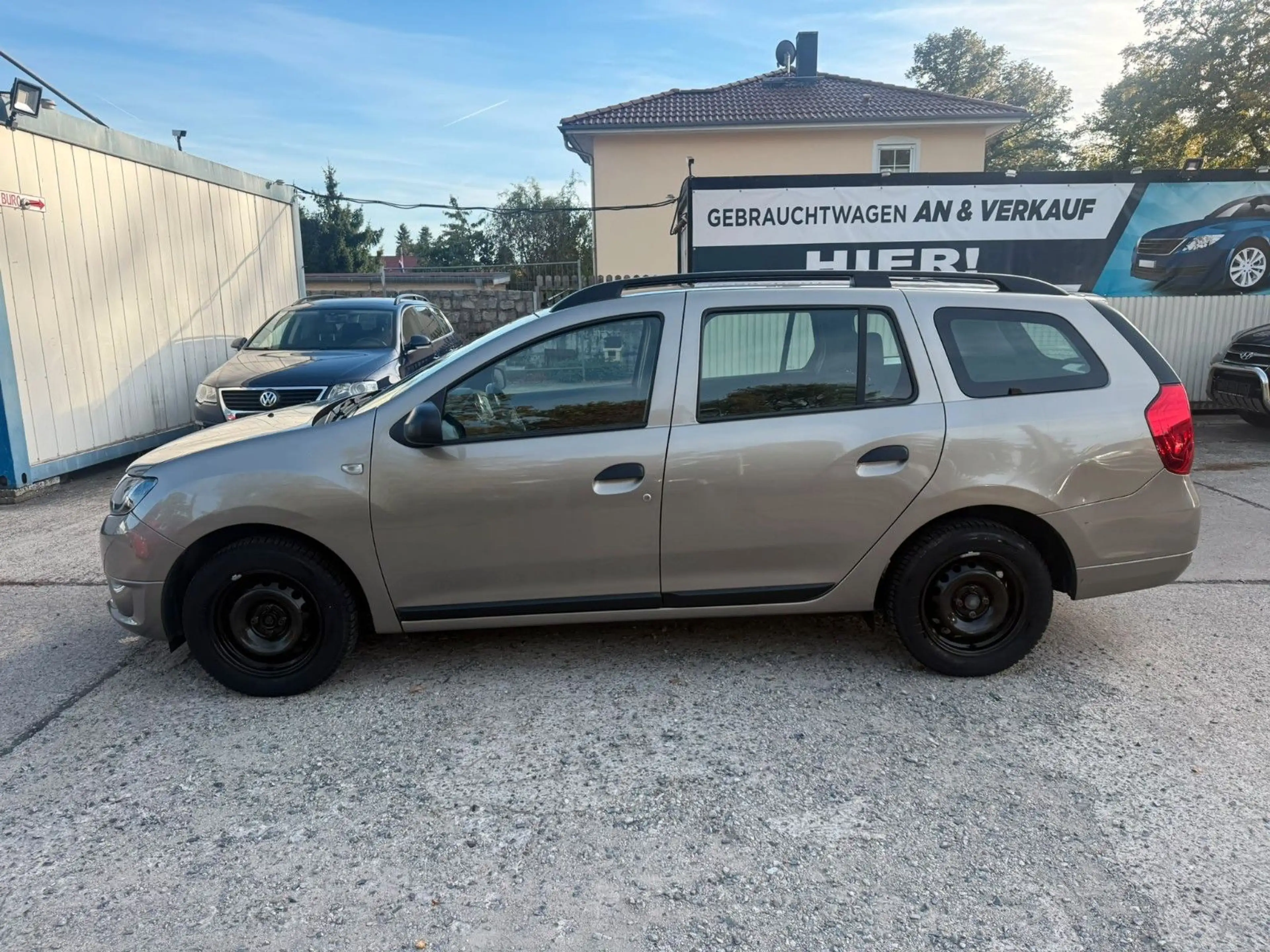 Dacia Logan MCV II Kombi Ambiance*KLIMA*AHK*TUV NEU* — photo 4