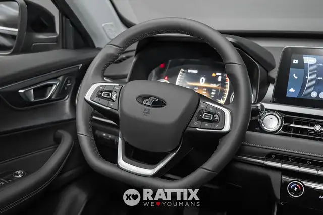 DR Automobiles DR5.0 view 11