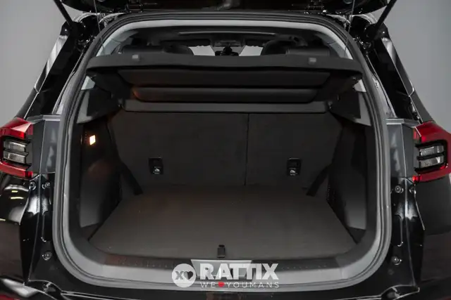 DR Automobiles DR5.0 view 8