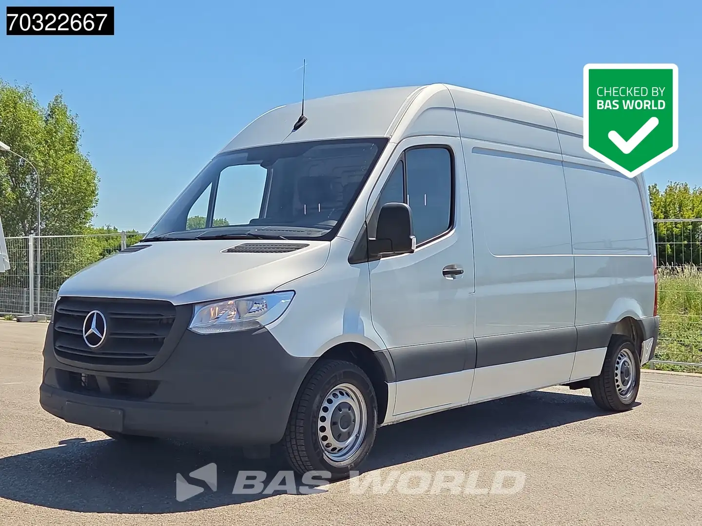 Mercedes-Benz Sprinter 215 CDI Automatik 150PS L2H2 Klima K Grau - 1
