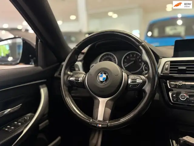 BMW 4 Series view 10
