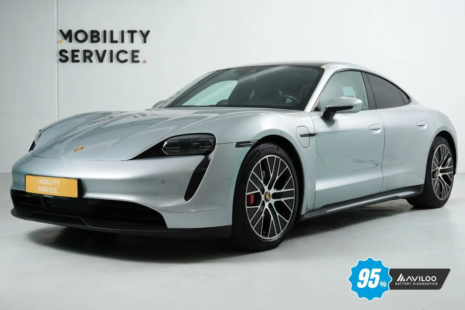 Porsche Taycan Turbo S Gris - 1