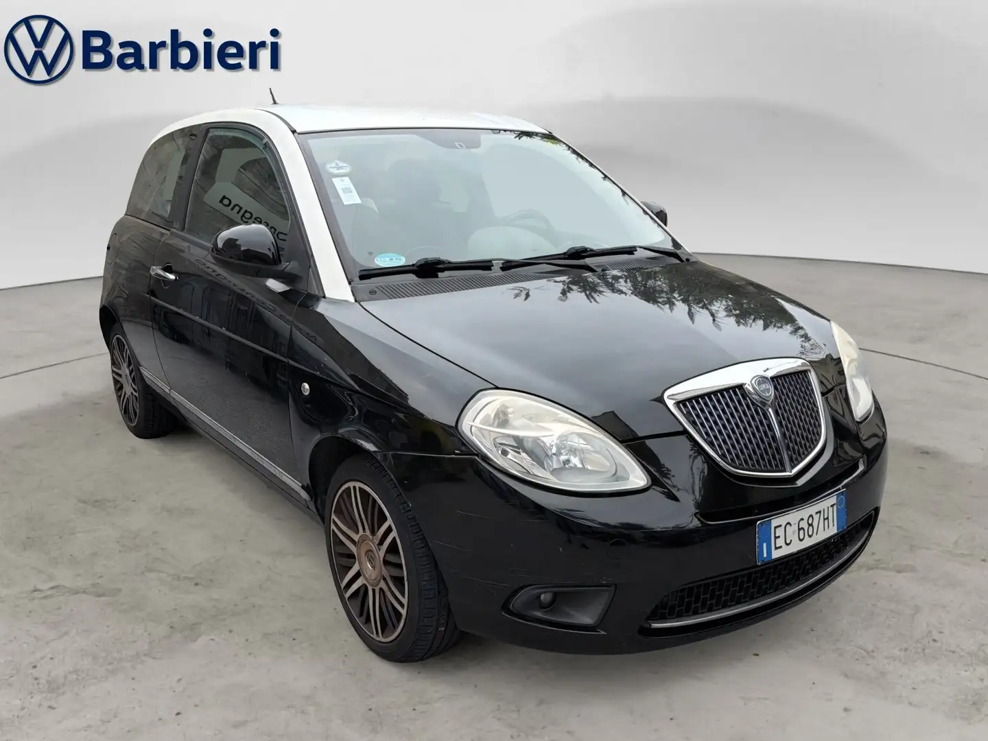 Lancia Ypsilon 1.2 - 2