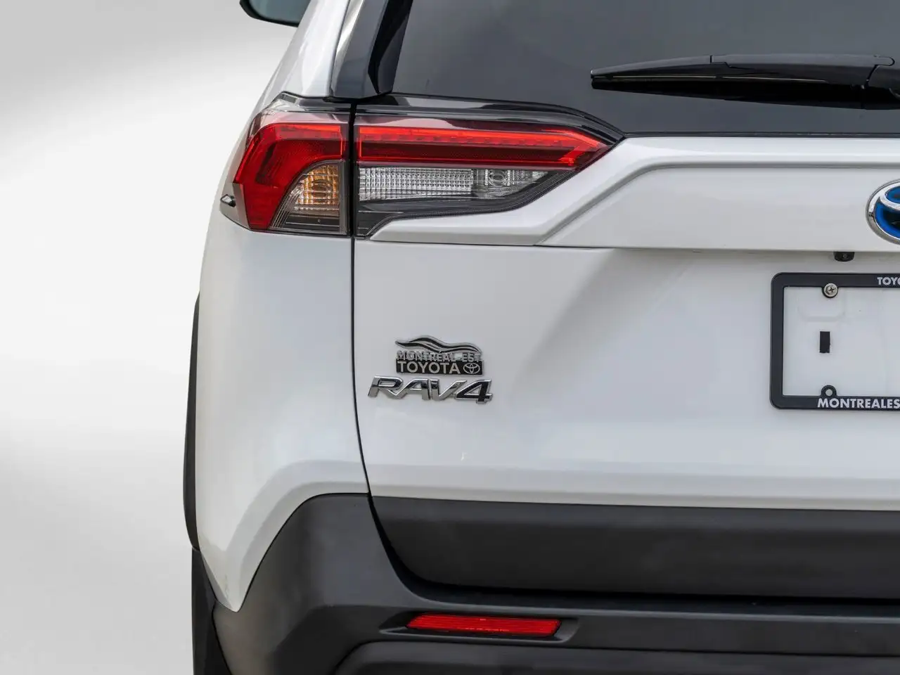 Toyota RAV 4 снимка Toyota RAV 4