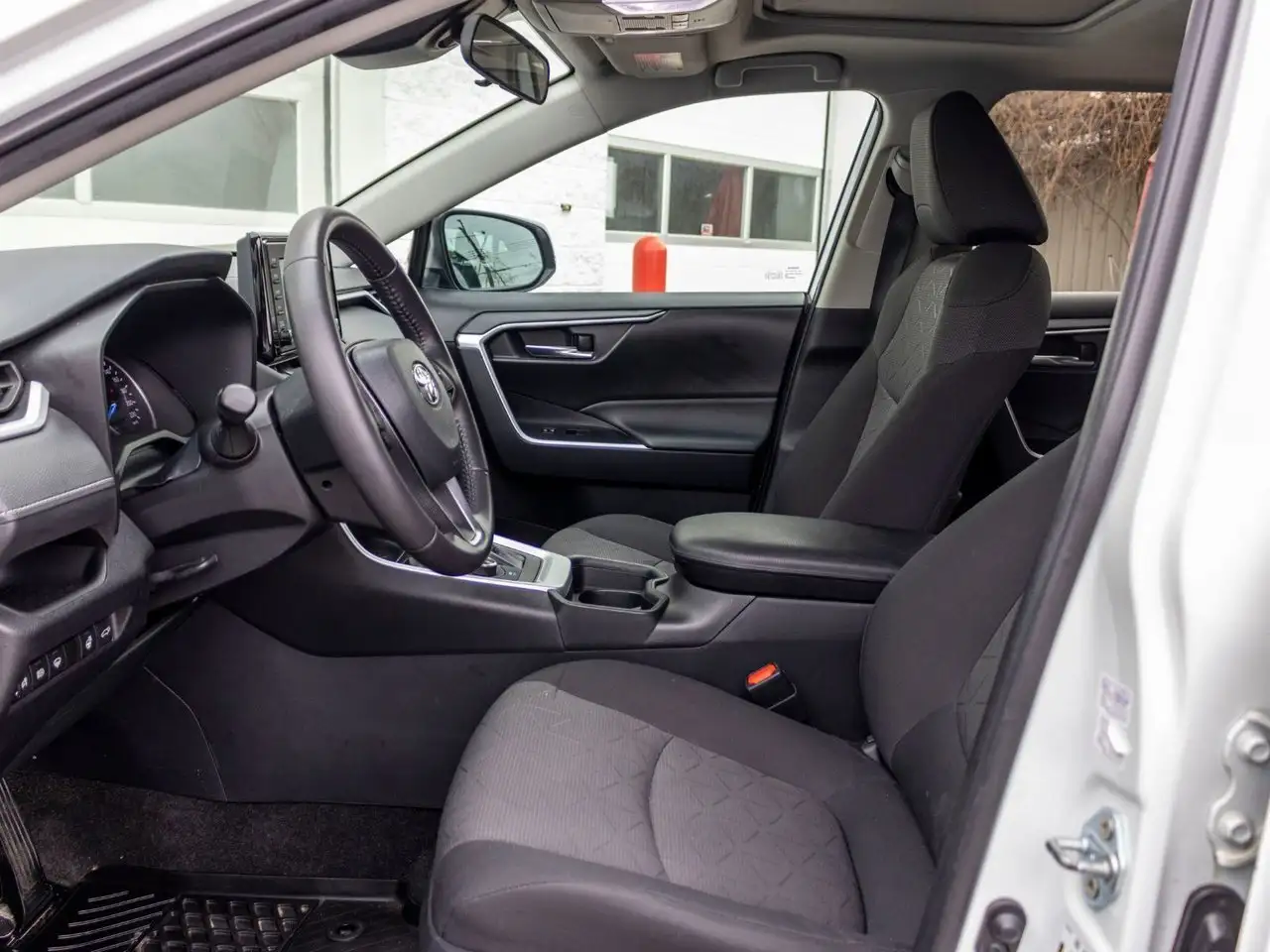Toyota RAV 4 снимка Toyota RAV 4