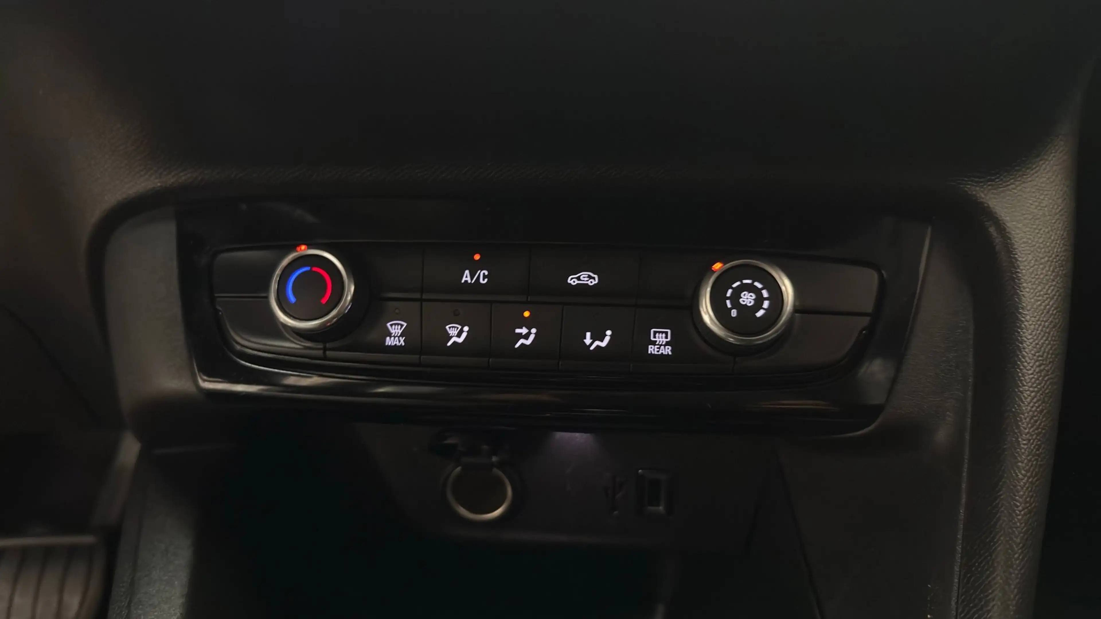 Opel Corsa 1.2 Elegance | Airco | Carplay | Cruise Control | — photo 11