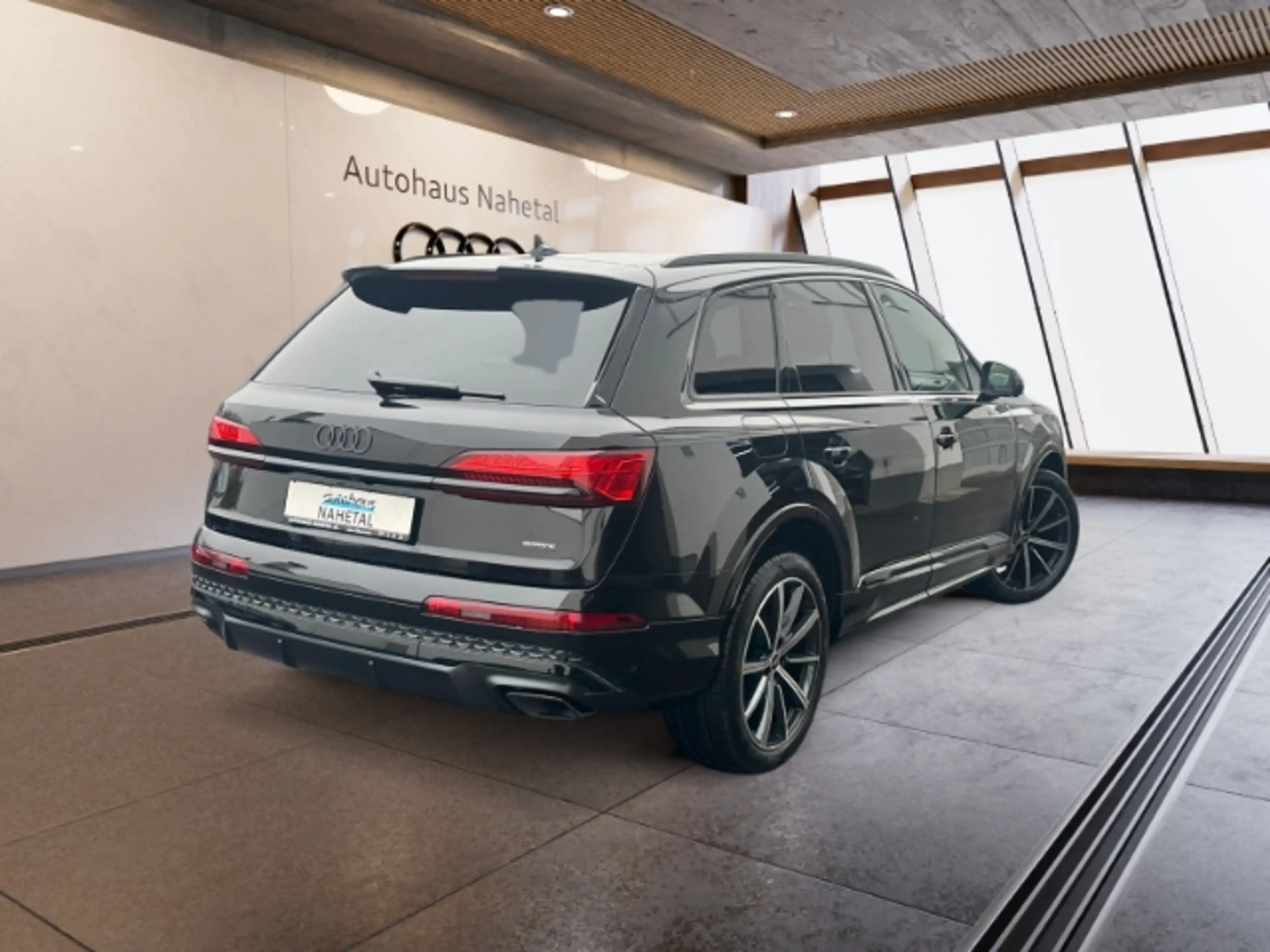 Audi Q7 S-LINE BUSINESS LASERLICHT AHK ALLRADLENKUNG HUD B — photo 4