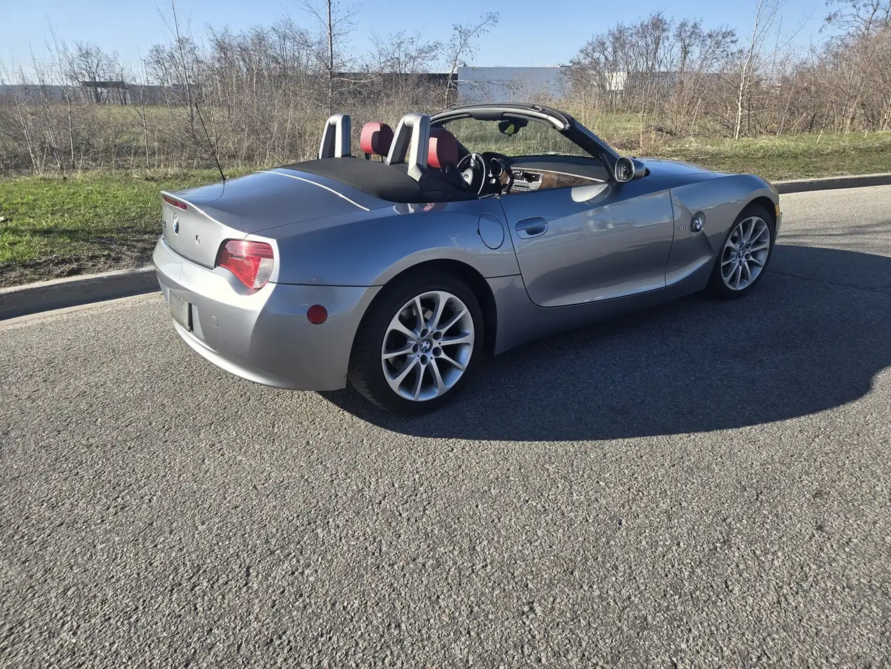 BMW Z4 снимка BMW Z4