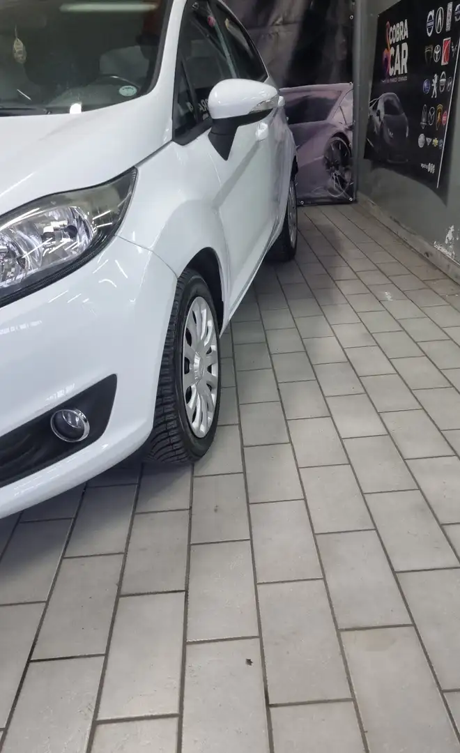 Ford Fiesta 3p 1.0 Titanium 80cv - 2