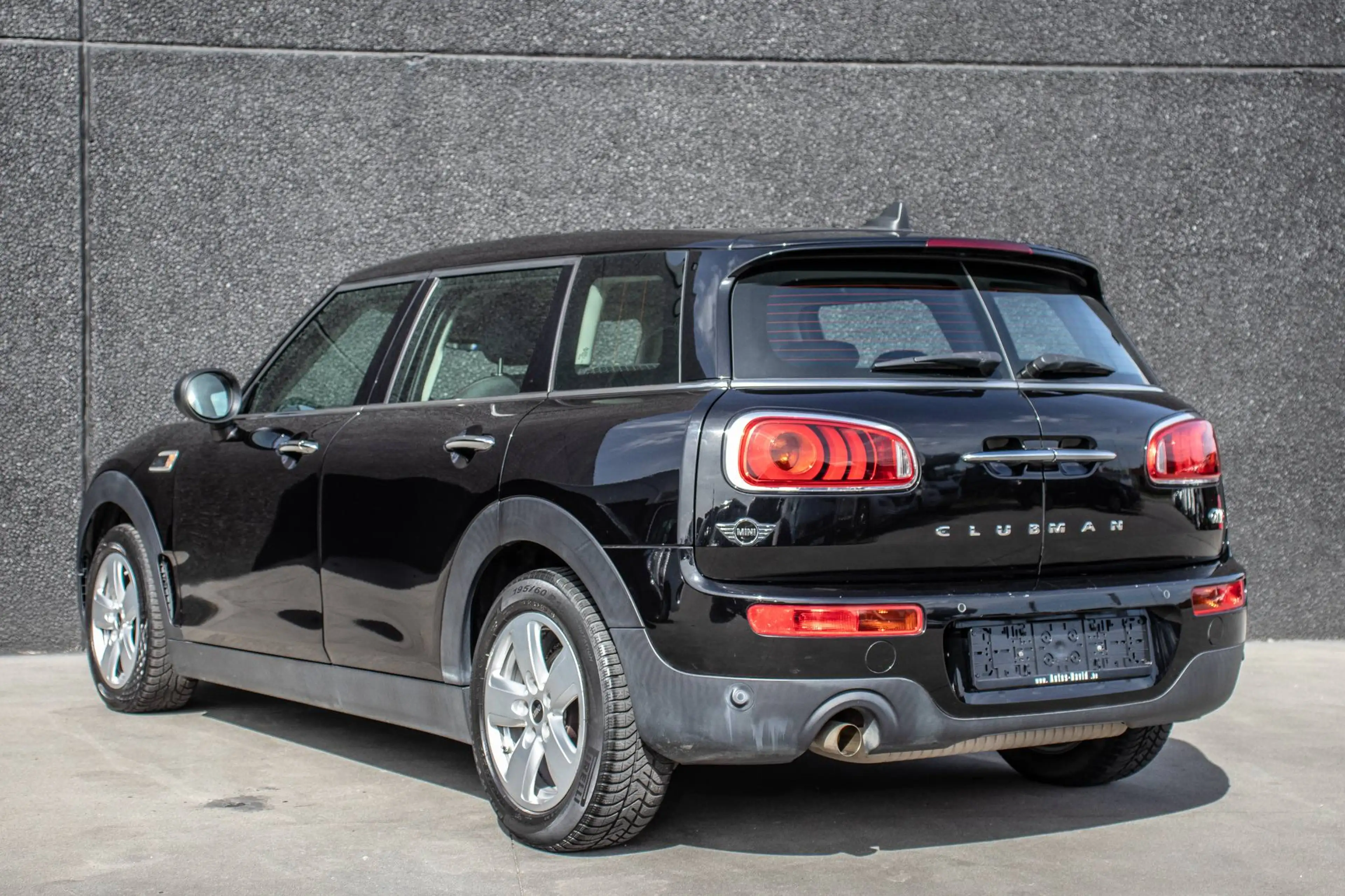 MINI One Clubman 1.5i / HISTORIEK / SPOTIFY / AIRCO / CRUISECONTROL / PARKEERSENSOREN / ISOFIX ! — photo 10