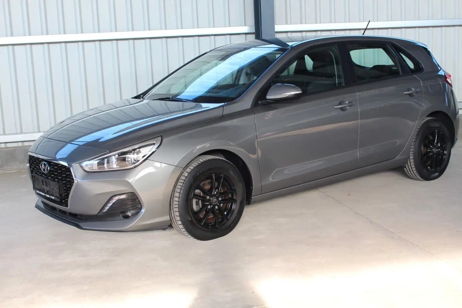 Hyundai i30 Select Grau - 2