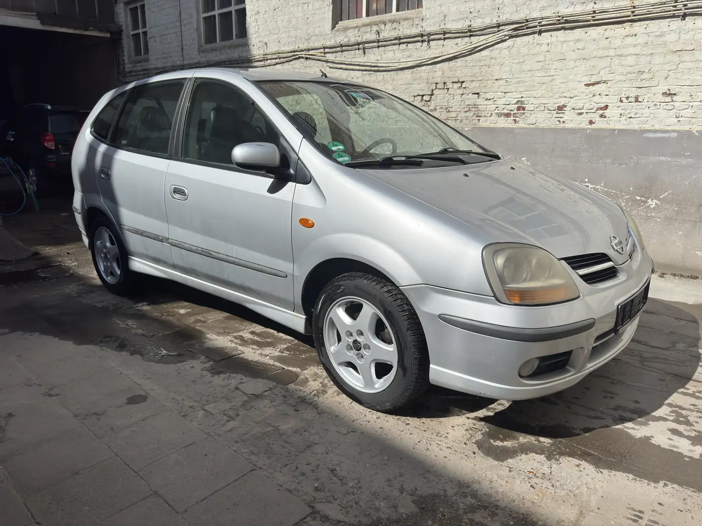 Nissan Almera Tino CVT Comfort - 2