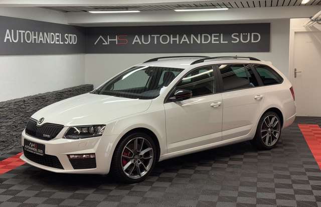 Imagine Skoda Octavia RS*BLACK DESIGN*BI-XENON*