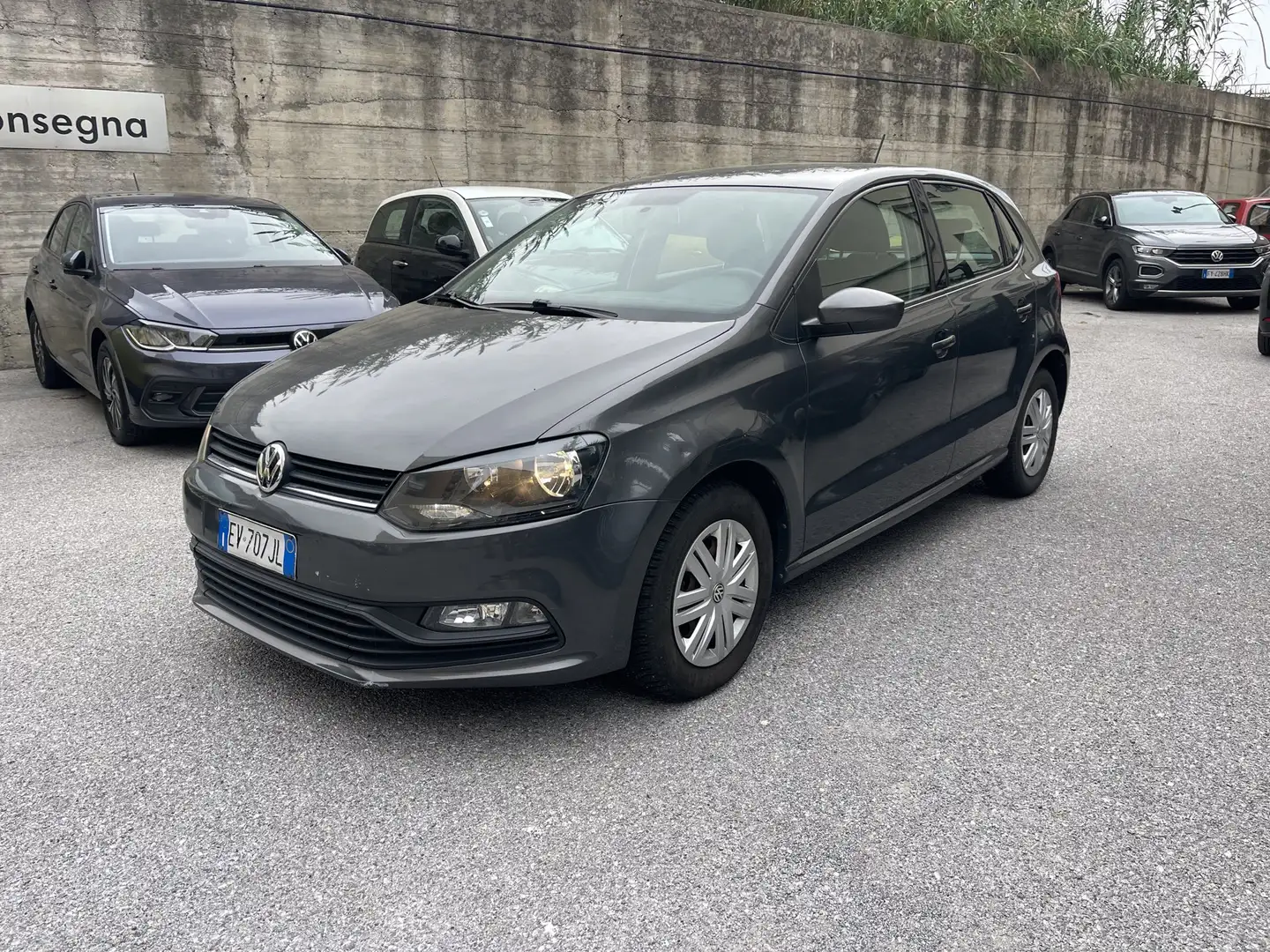 Volkswagen Polo 1.0 MPI TREND 60CV Gris - 1