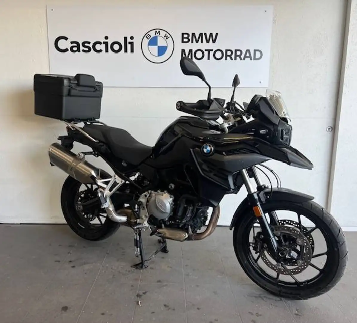 BMW F 750 GS Triple Black Abs my21 crna - 1
