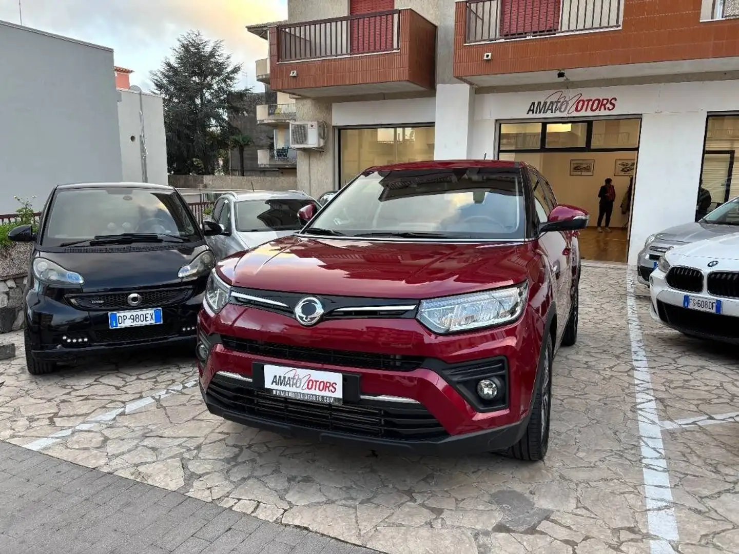 SsangYong Tivoli 1.6 Exclusive awd Czerwony - 1